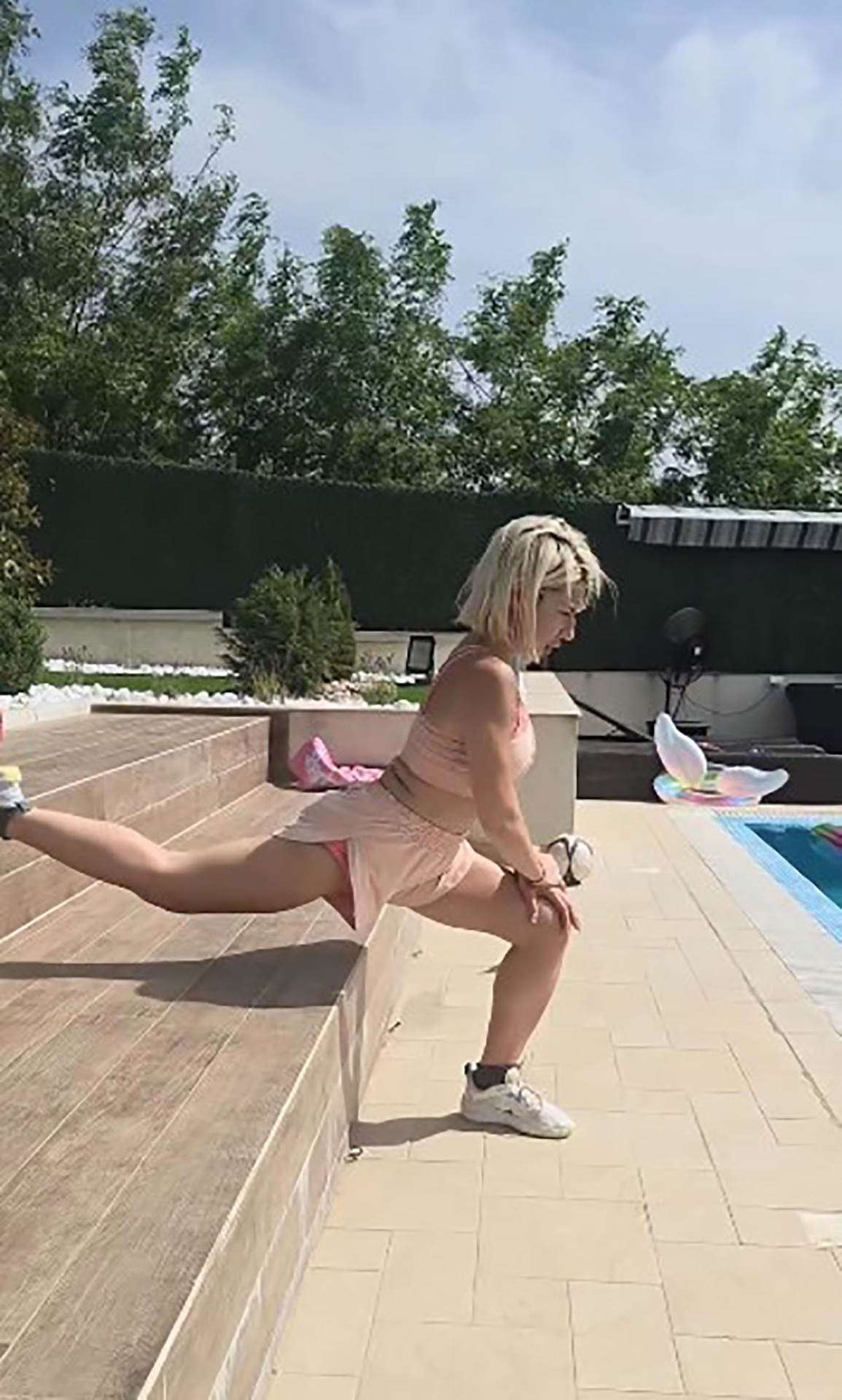 Jovana Jeremić vežba (3).jpg