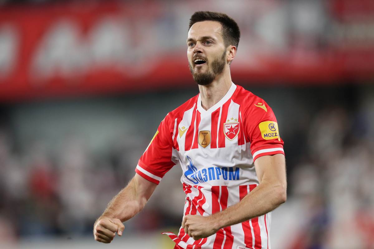 Mirko Ivanić produžio ugovor sa Crvenom zvezdom do 2027. 