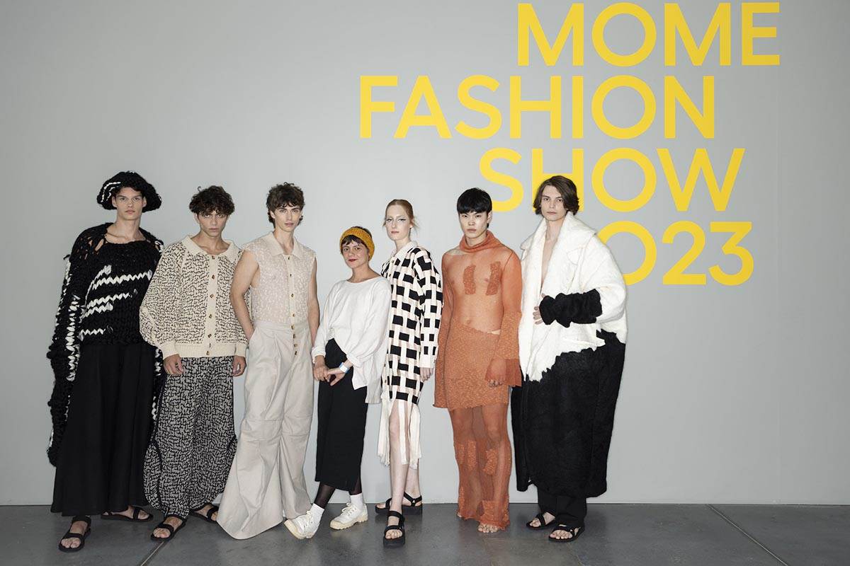 53249024211_f1733a9cdd_k copy.jpg