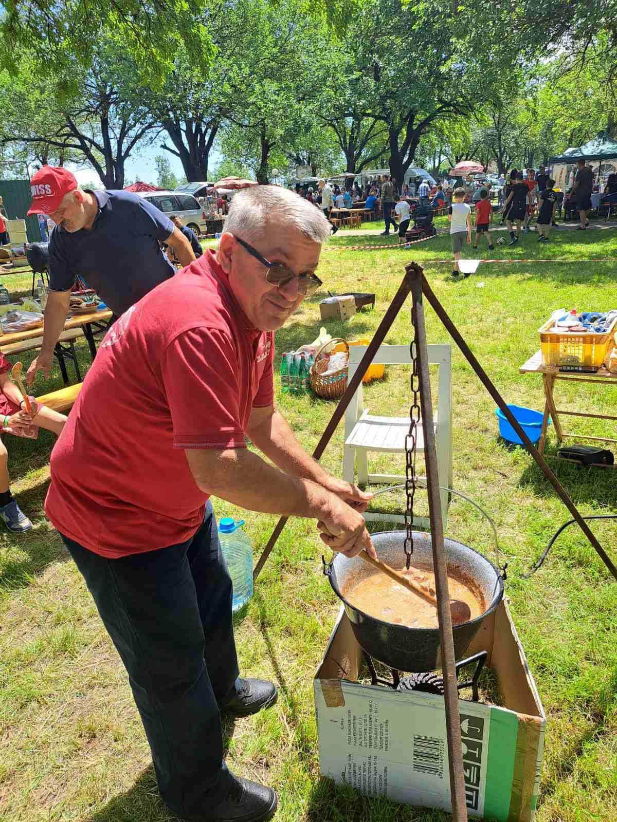 Gulašijada u Debeljači (10).jpg