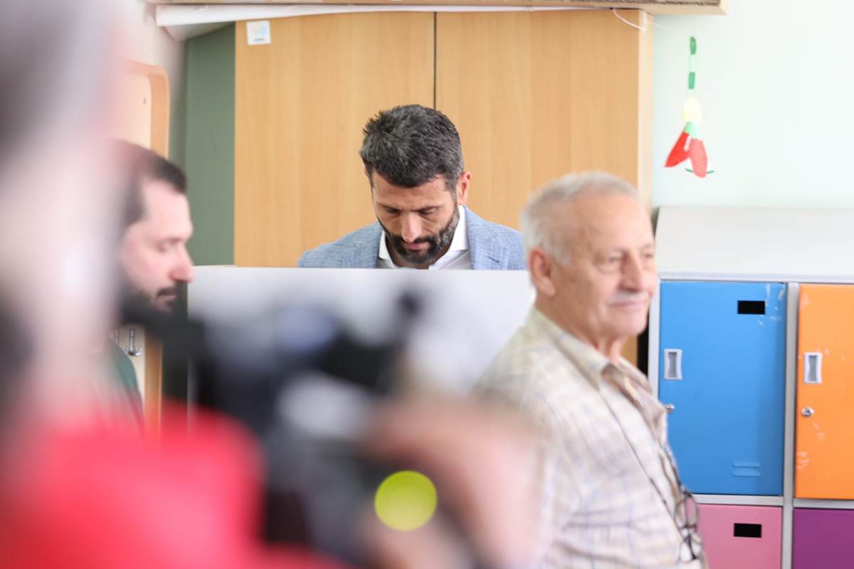 Šapić Izbori (4).jpg