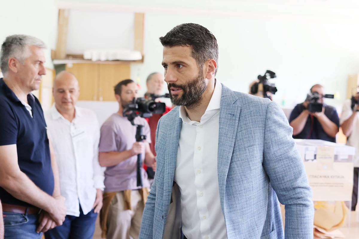 Šapić Izbori (6).jpg