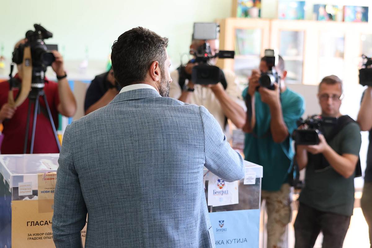 Šapić Izbori (11).jpg