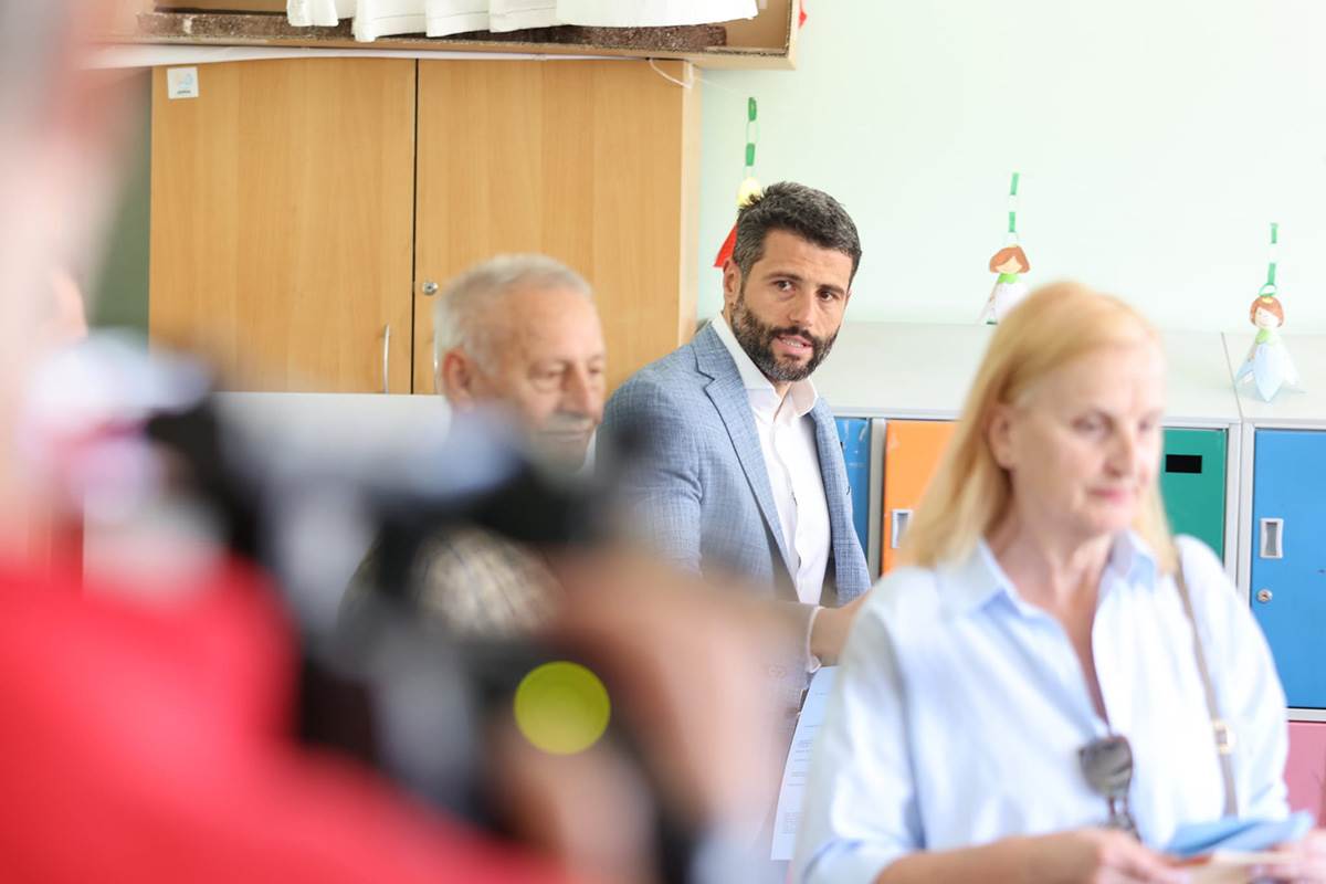 Šapić Izbori (17).jpg