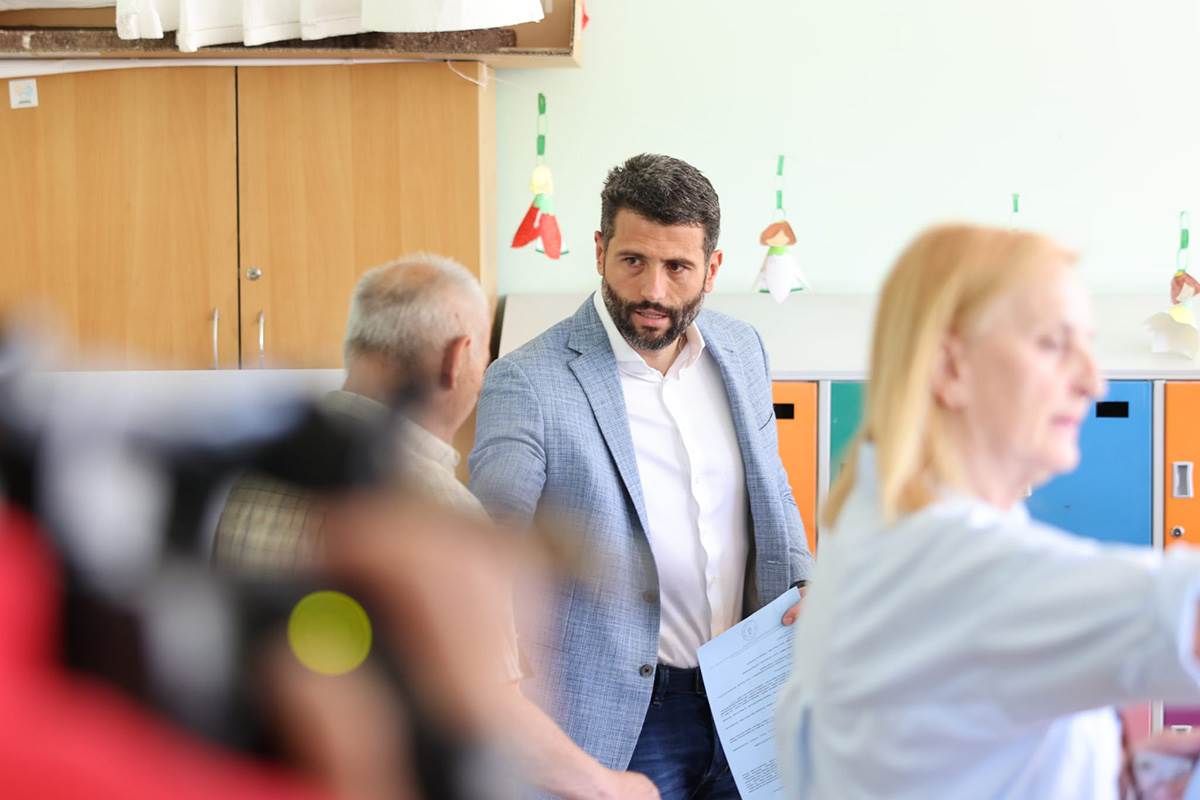 Šapić Izbori (18).jpg