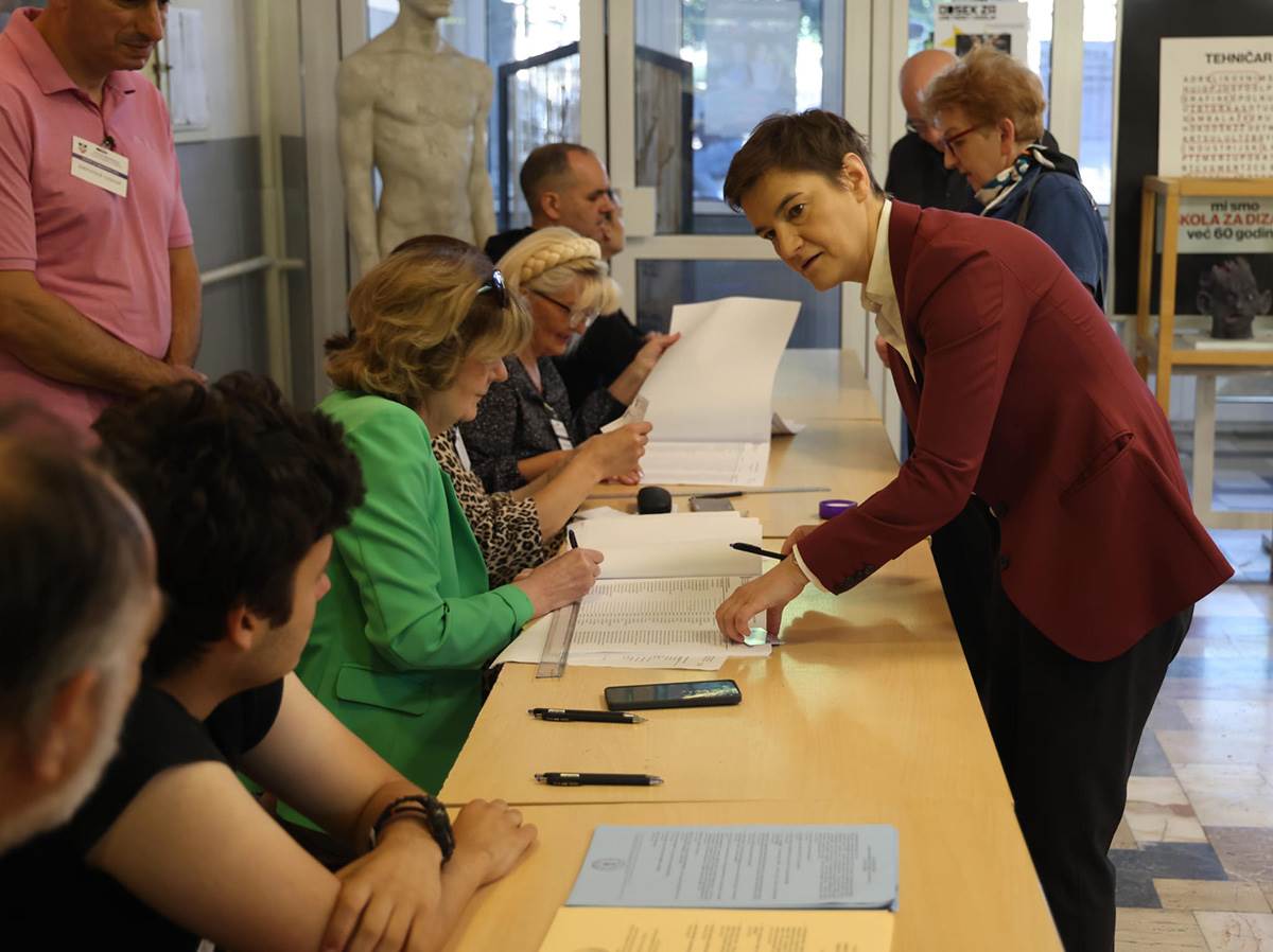 Ana brnabić Izbori (5).jpg