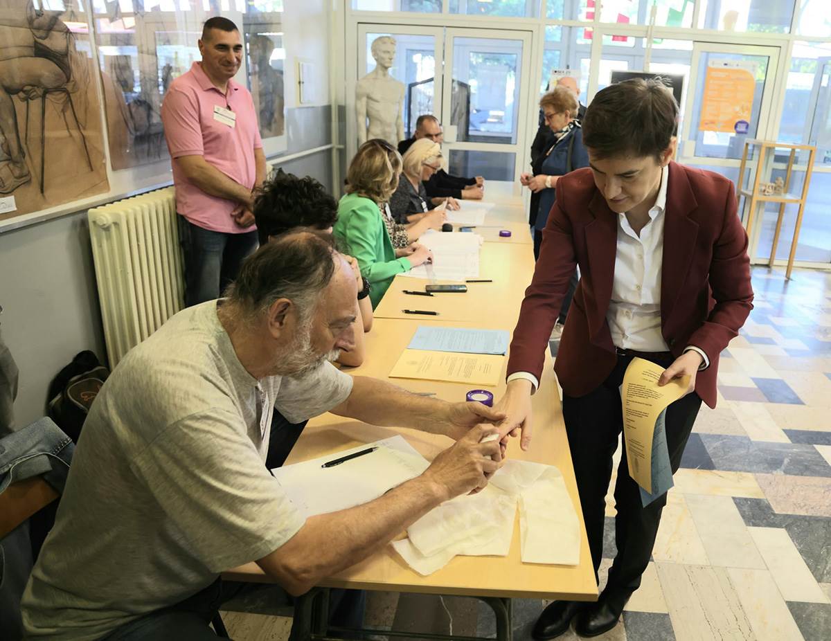 Ana brnabić Izbori (7).jpg