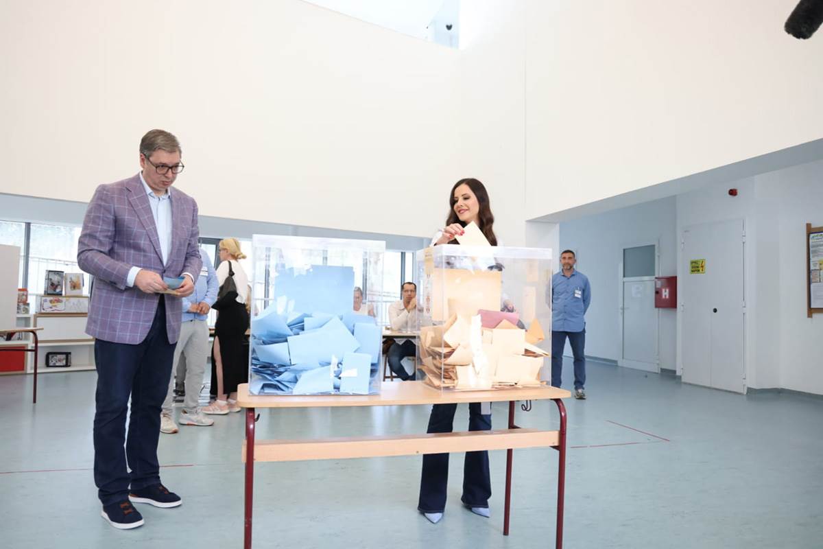 Vućić Glasanje Izbori (6).jpg