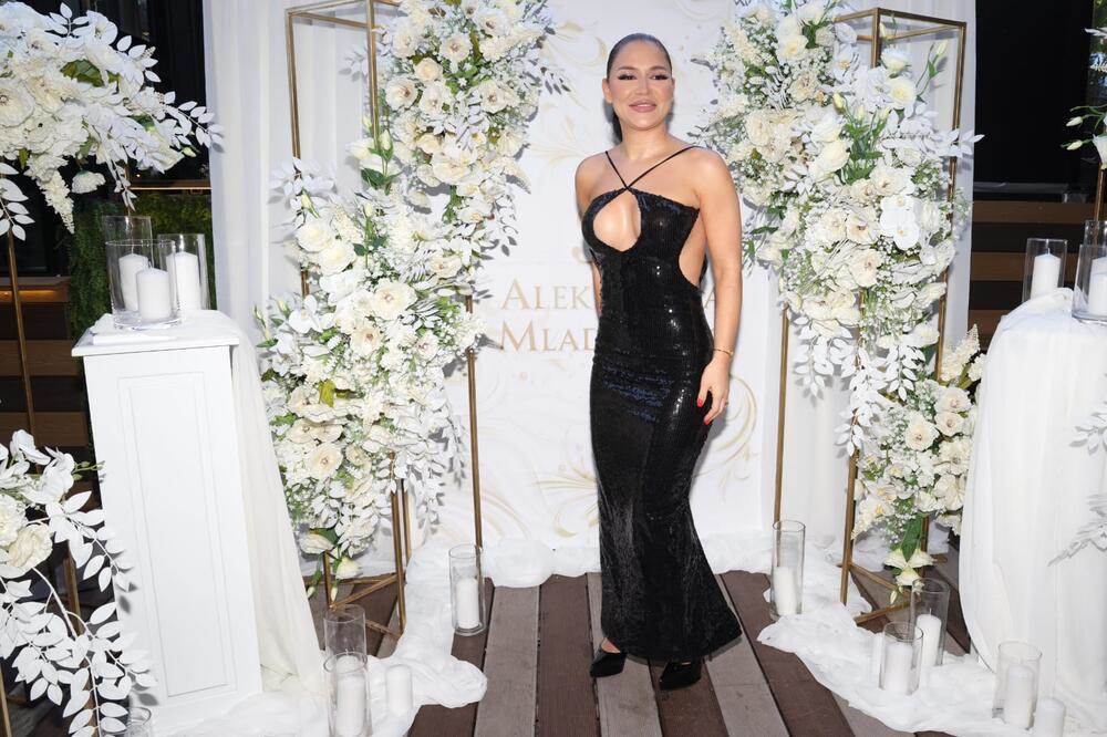 rođendan aleksandre mladenović (5).jpg