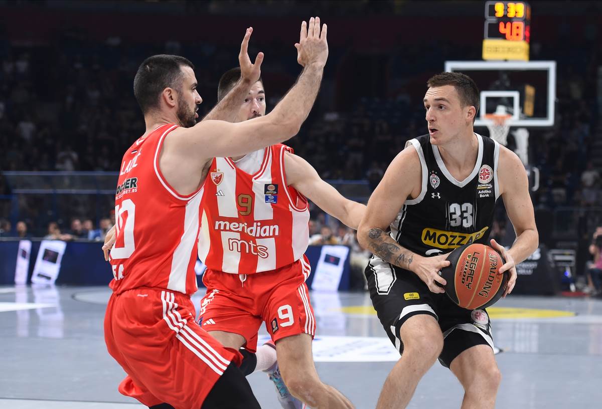 PARTIZAN_vs_CRVENA_ZVEZDA_19.jpg