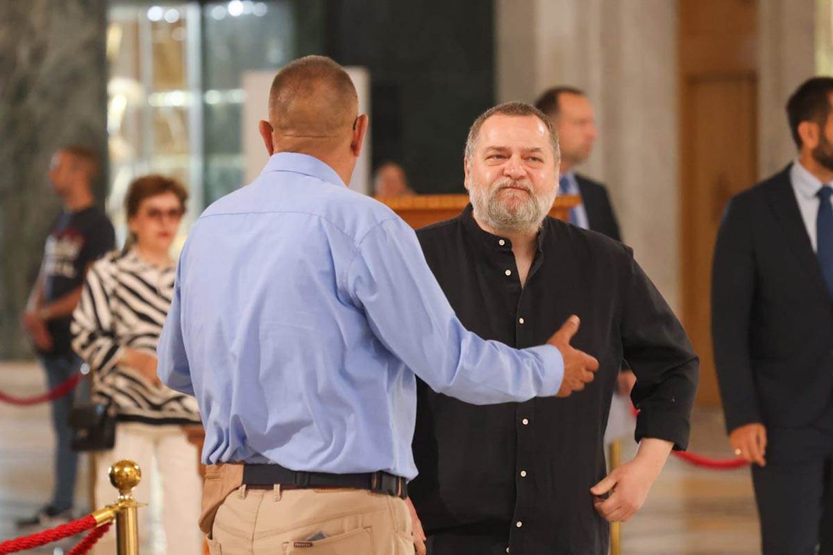 Nikola Pejakovic Kolja, glumac i muzicar (4).jpg