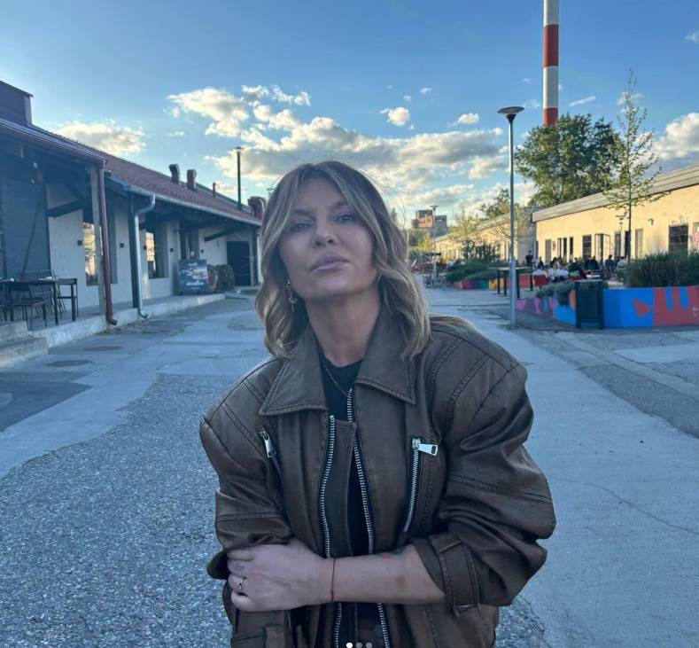 emilija kežman (3).png