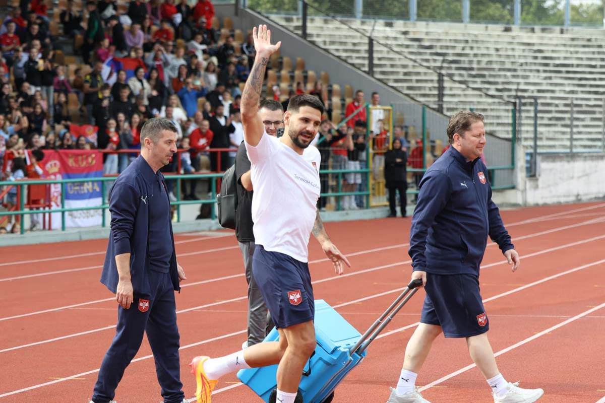 WhatsApp Image 2024-06-12 at 17.43.24 (1).jpg