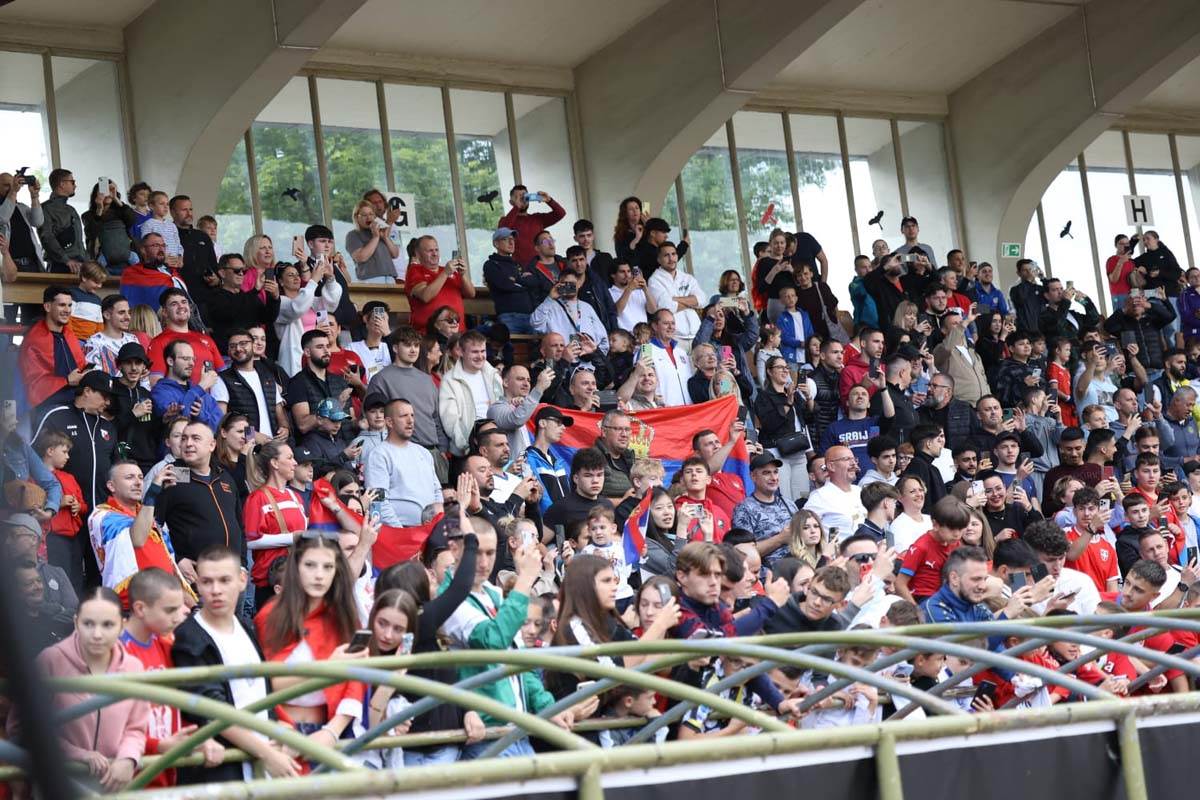 WhatsApp Image 2024-06-12 at 17.43.34.jpg