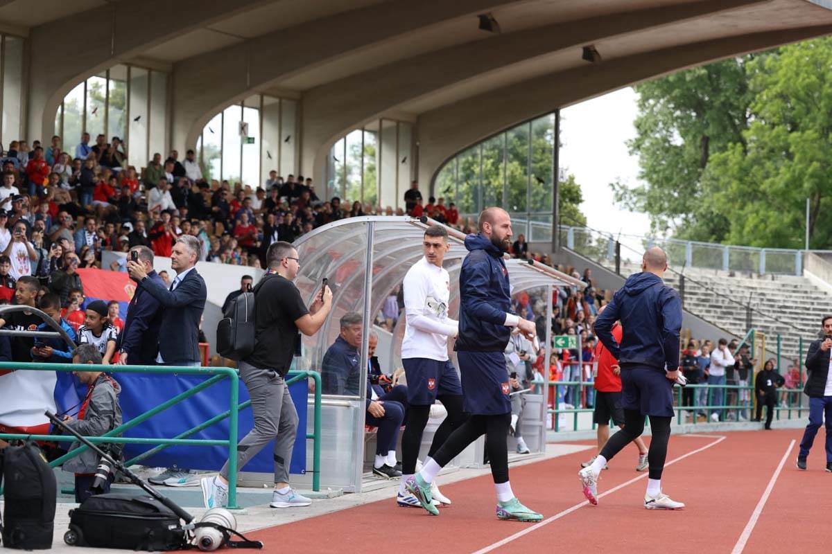 WhatsApp Image 2024-06-12 at 17.43.35.jpg