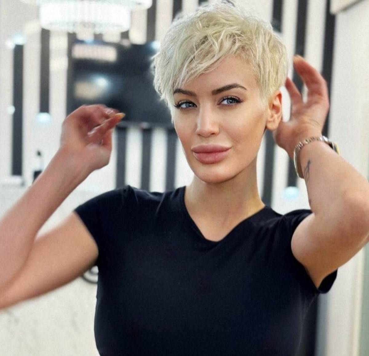 "Veći karton u klinici za estetiku od Majkla Džeksona": Dušica otkrila sve zahvate, zbog jednog se kaje