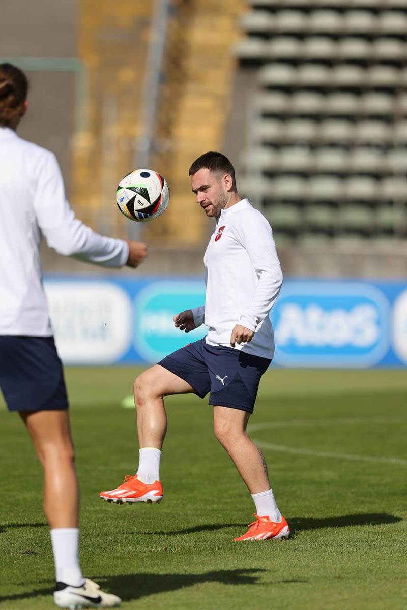 WhatsApp Image 2024-06-13 at 19.06.50.jpeg