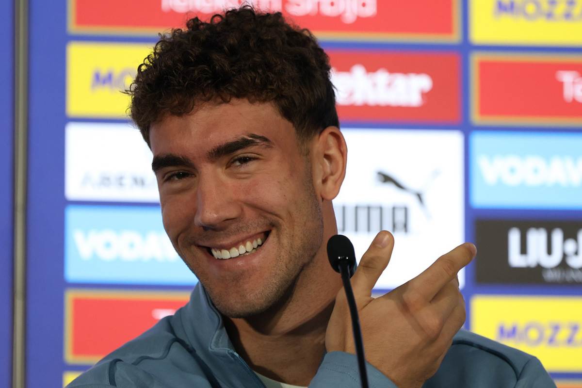 Dušan Vlahović konferencija  (5).jpg