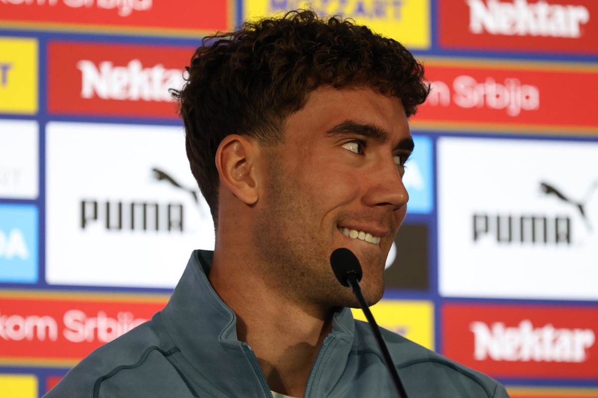 Dušan Vlahović konferencija  (7).jpg