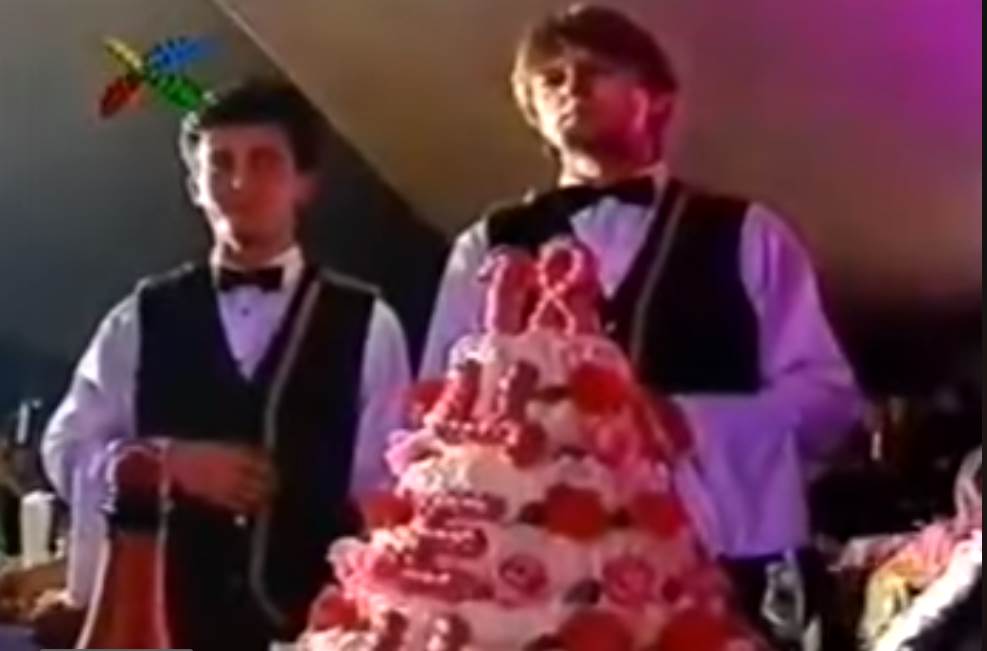 ceca 18. rođendan (2).png