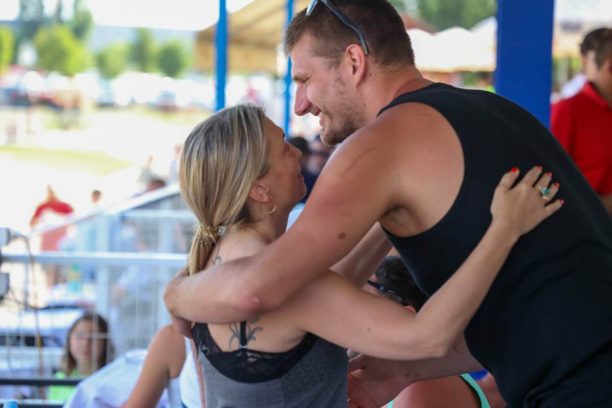 Šta Nikola Jokić radi kad je u Srbiji?