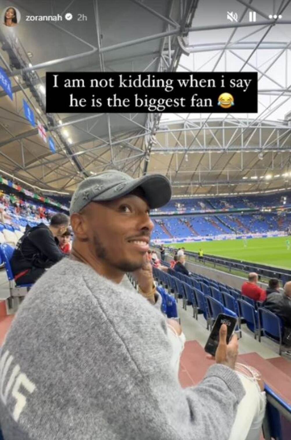 Duško Tošić s ćerkom Nikom na Evropskom prvenstvu u fudbalu