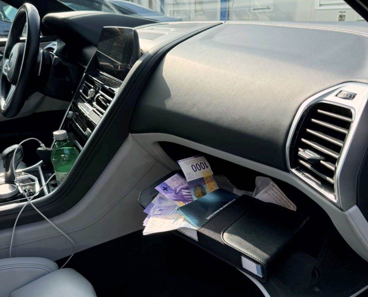 Zaplena na graničnom prelazu 