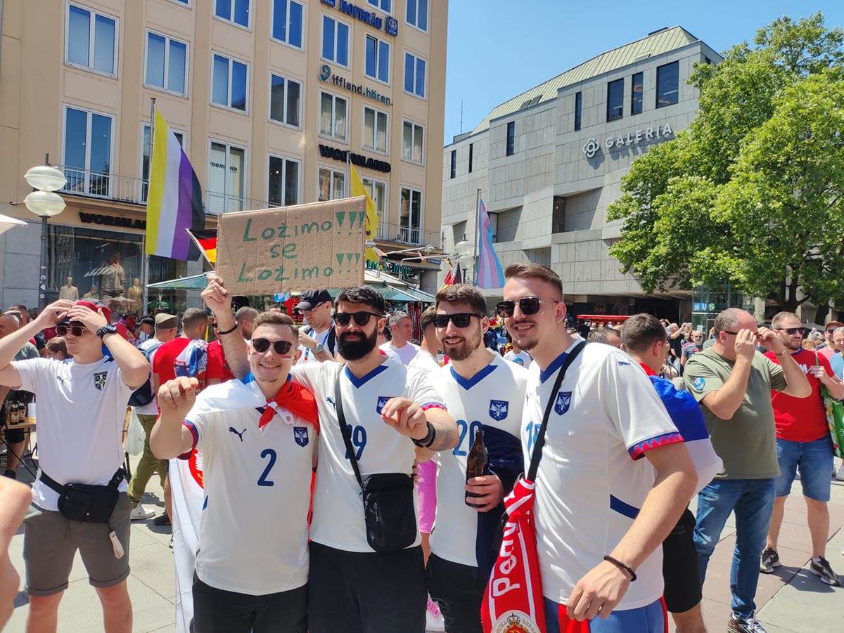 Srbi igraju kolo i lože se u Minhenu pred meč sa Danskom