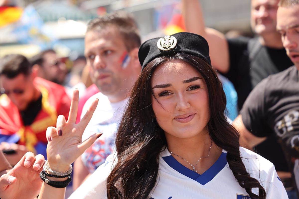 Navijači Srbije, EURO2024 (6).jpg