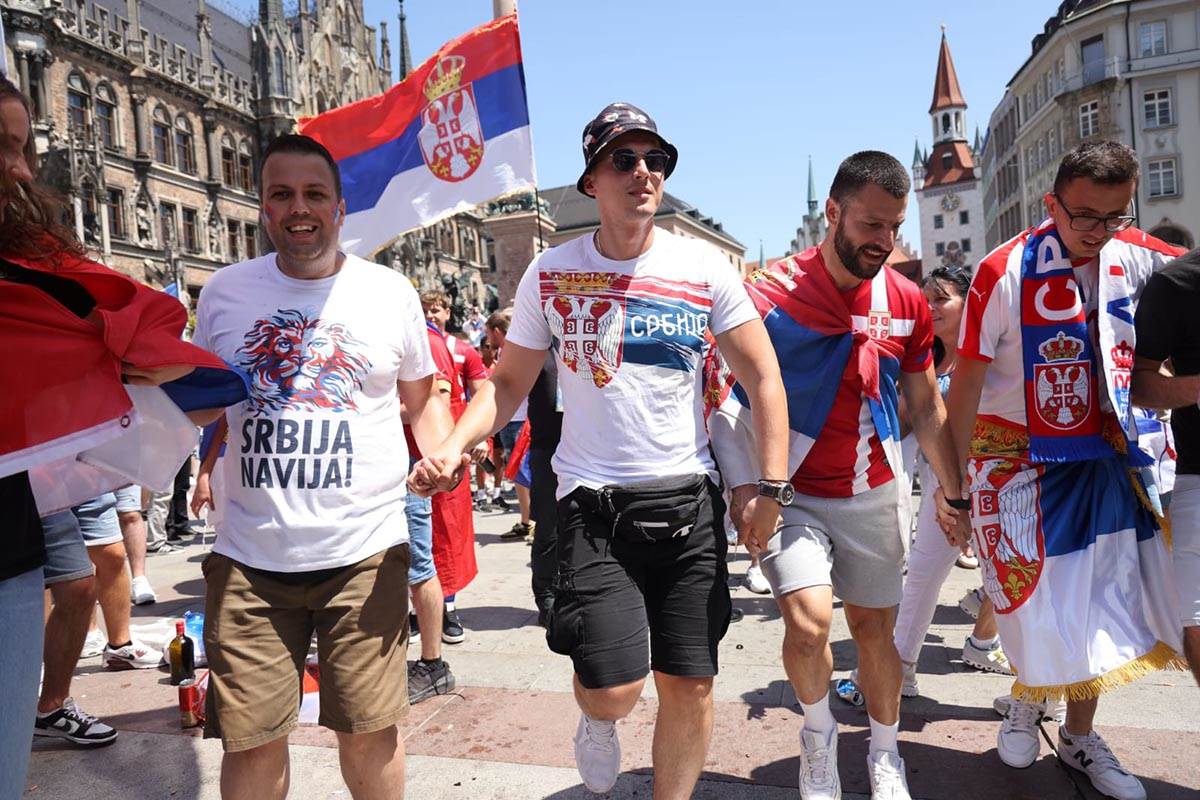 Navijači Srbije, EURO2024 (13).jpg