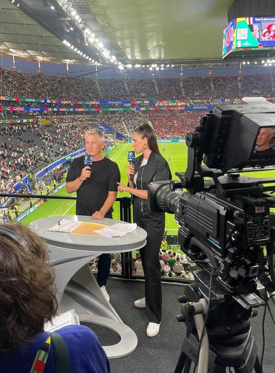 svajnstajger  ester.jpg