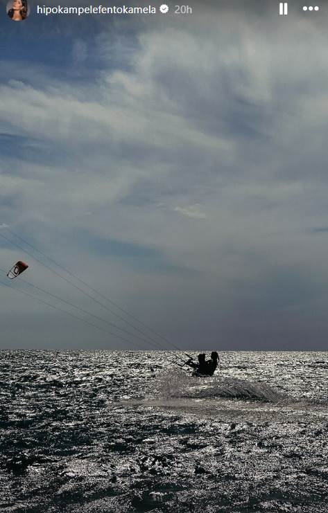 Dragana Mićalović plače u svom stanu