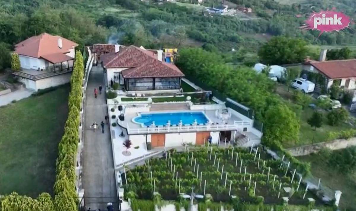 Jovana Jeremić o prihodima