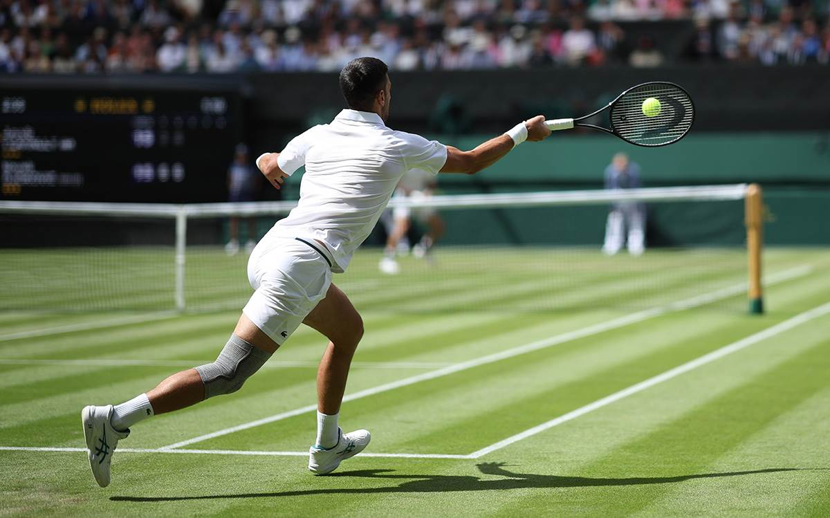 Novak Đoković se obračunava sa teniskim moćnicima na Vimbldonu