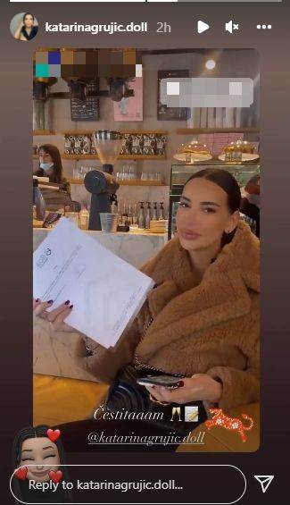 Katarina Grujić u kupaćem