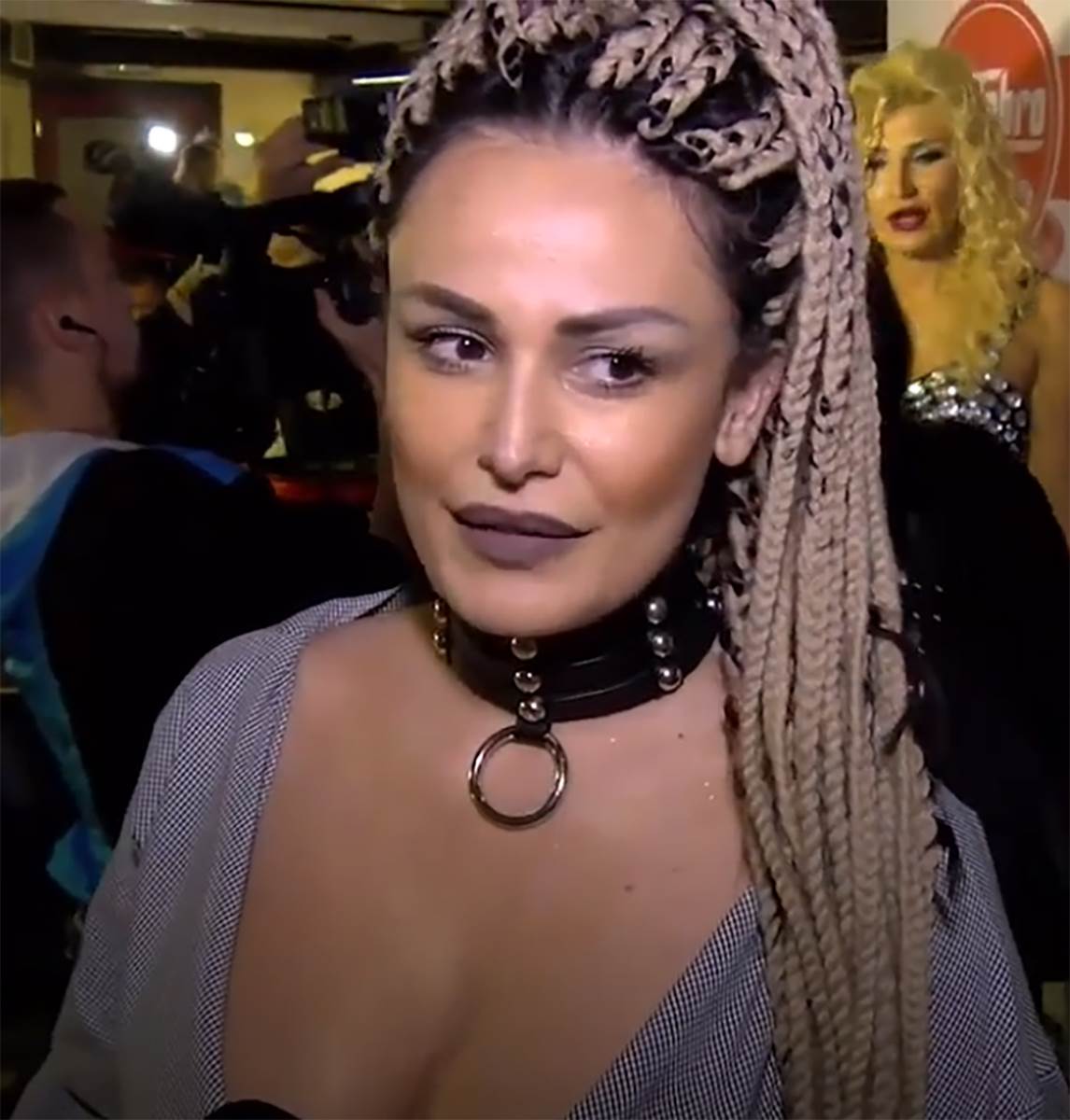 Sve transformacije Indi Aradinović od početka karijere