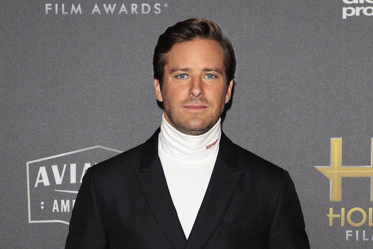 Glumac koji je hteo da pojede bivšu požalio se da nema više ni za benzin 