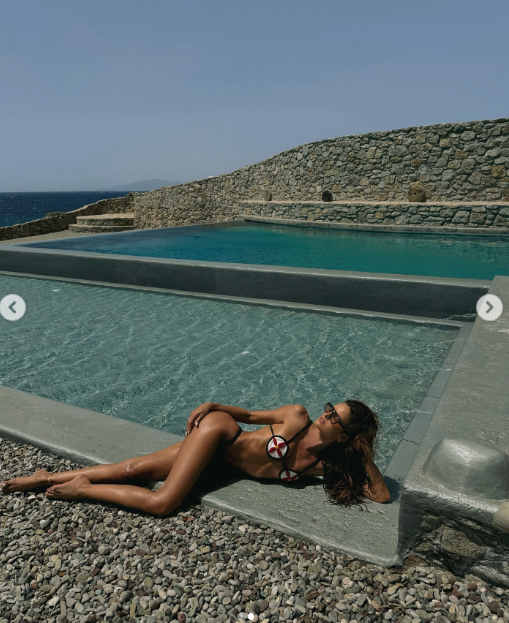 Izabel Gular u tangama pokazala zadnjicu