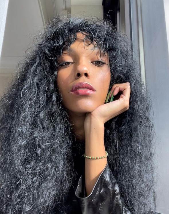 Zola Ivi Marfi (4).png