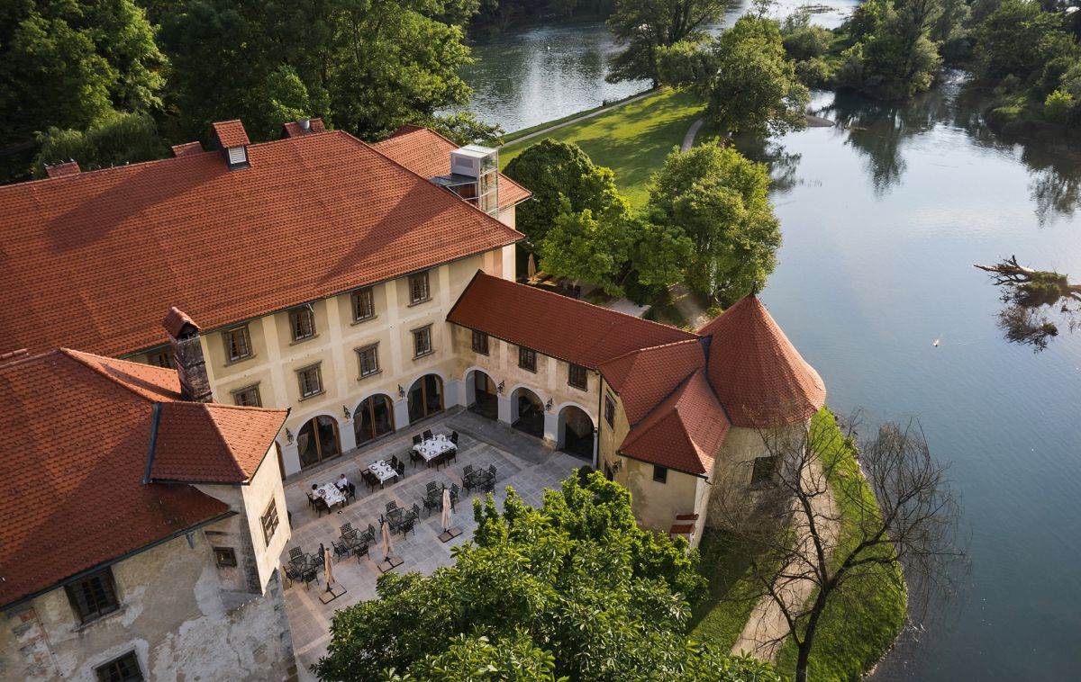 Otoƒec arhitektura-226.JPG