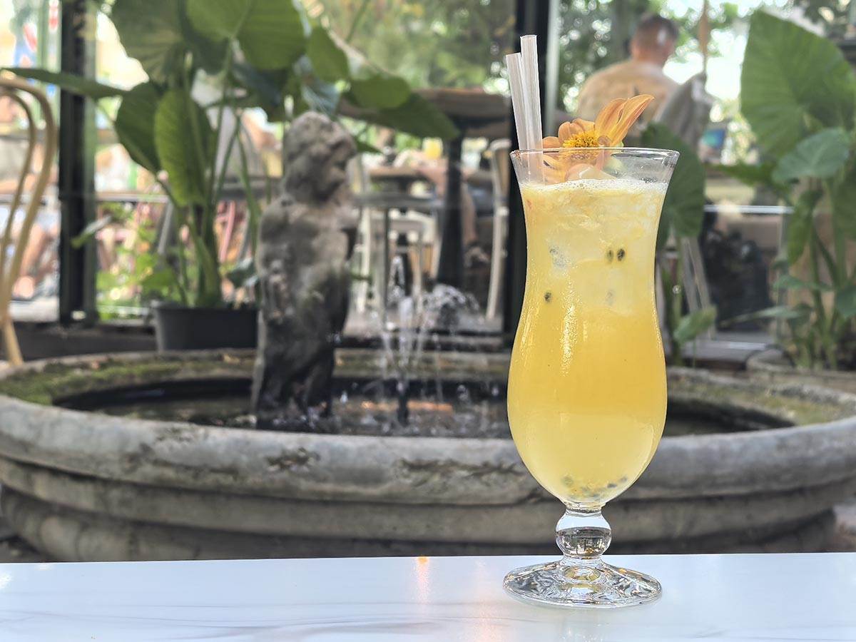 VREMEPLOV KOKTEL copy.jpg