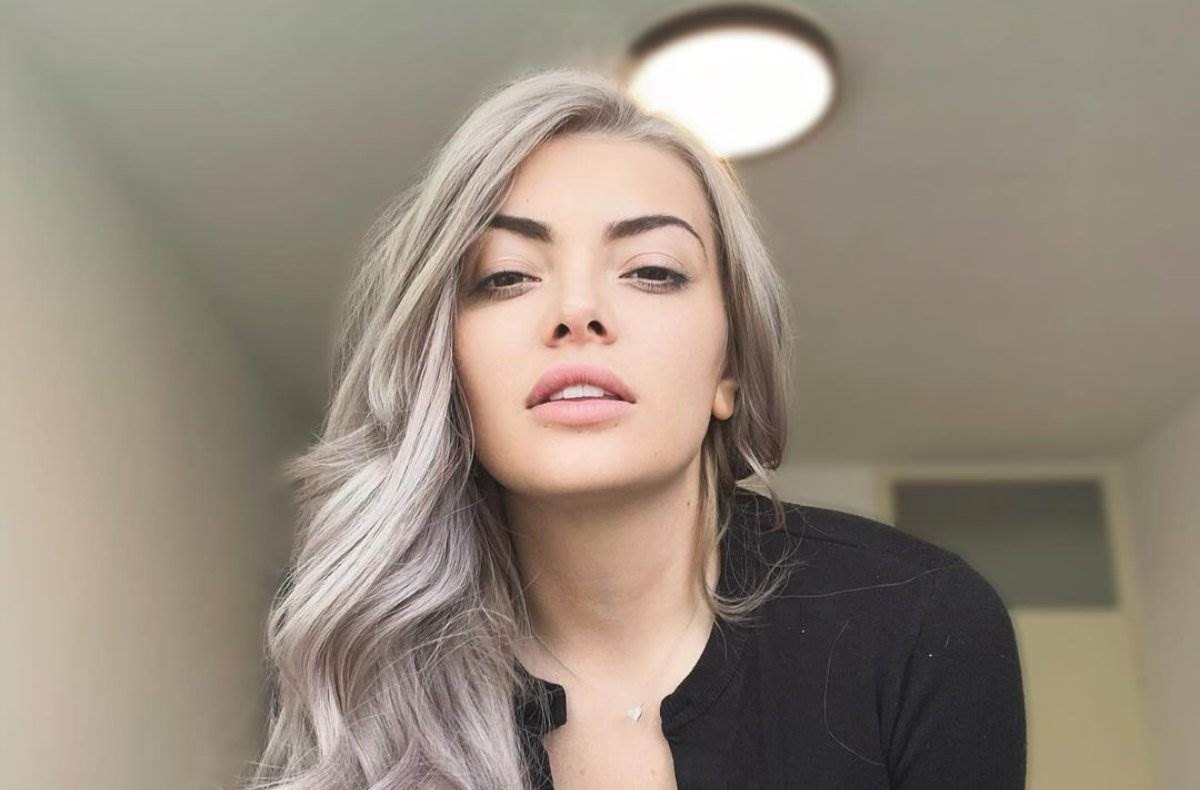 Ela Dvornik ispričala kako je taksista nije prepoznao pa opleo po njenom ocu