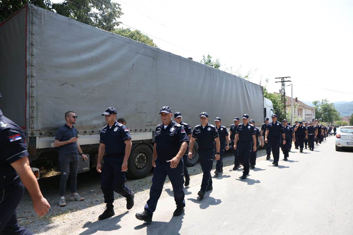 Poruka sestre ubijenog policajca Nikole Krsmanovića pre sahrane