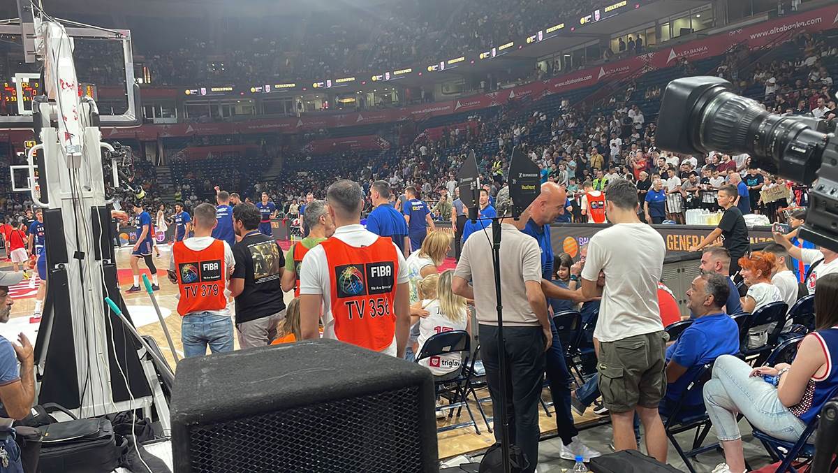 Natalija Jokić sa ćerkom na utakmici