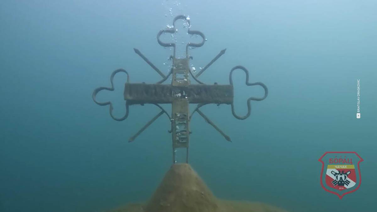 RONIOCI OTKRILI VALJEVSKU GRAČANICU (2).jpg