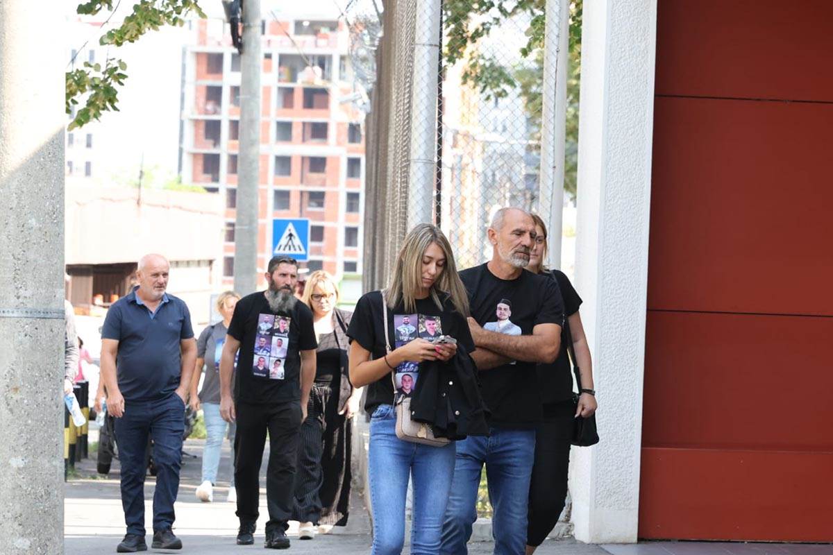 Suđenje Urošu Blažiću, masovnom ubici iz Mladenovca (7).jpg