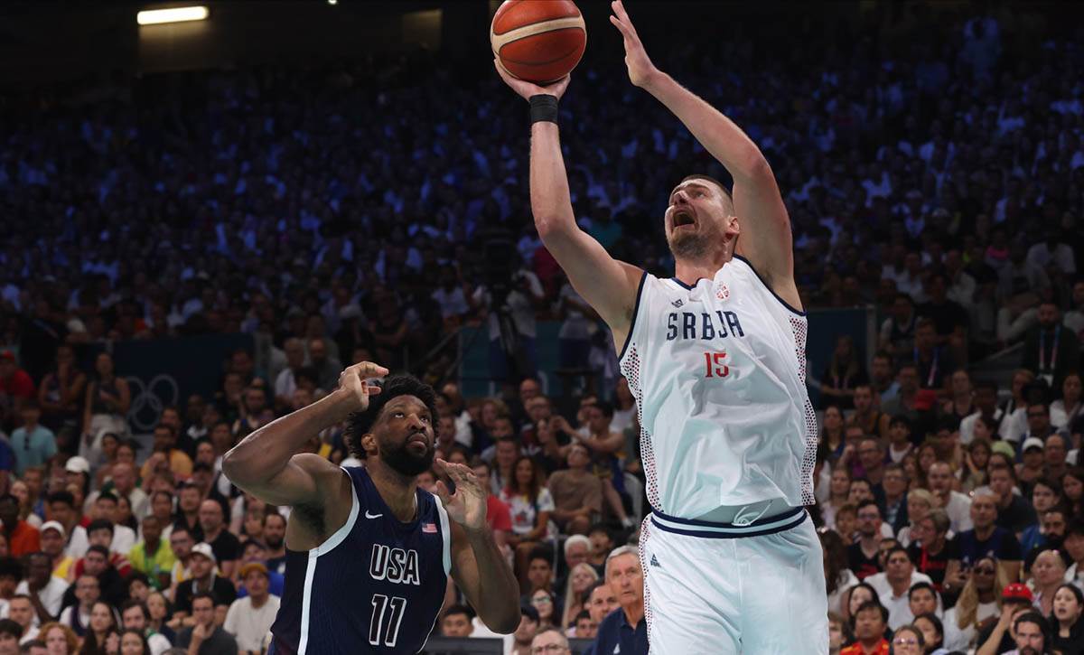 Srbija-Amerika košarka (7).jpg