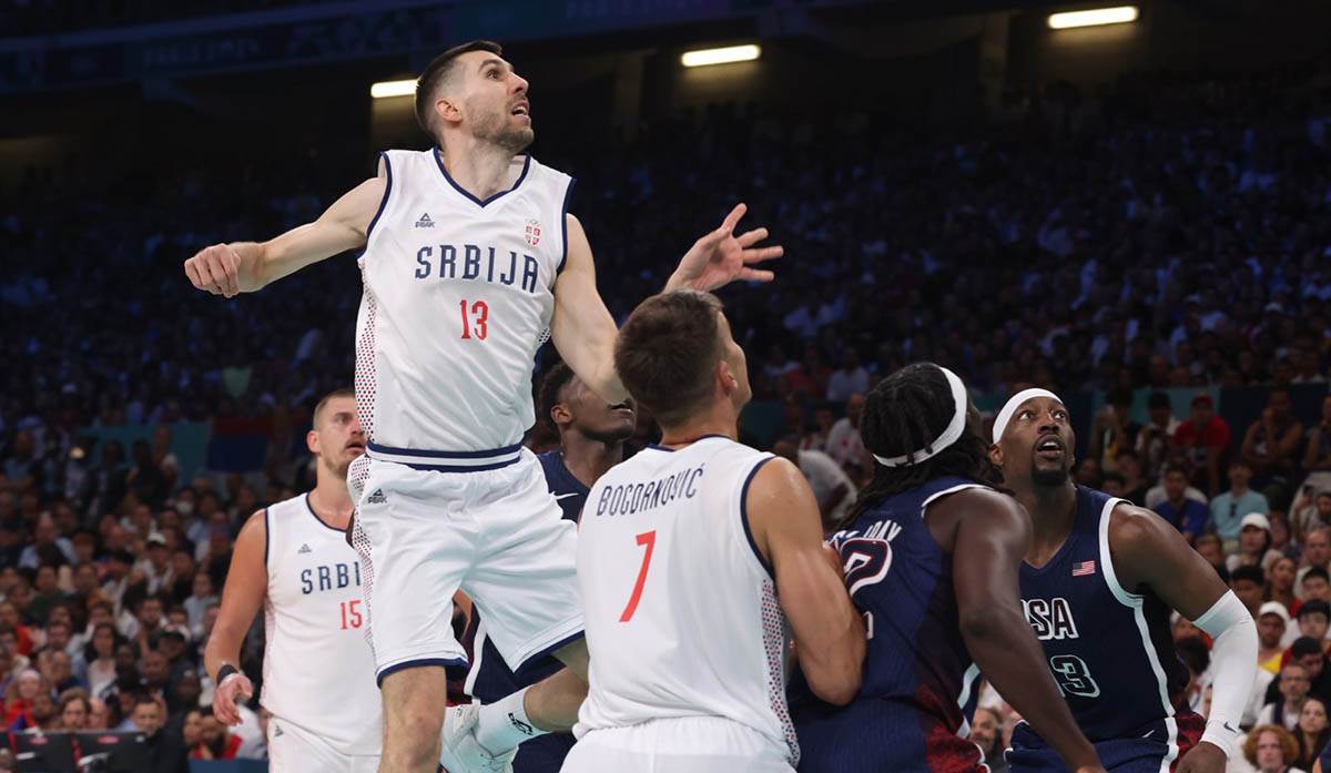 Srbija-Amerika košarka (11).jpg