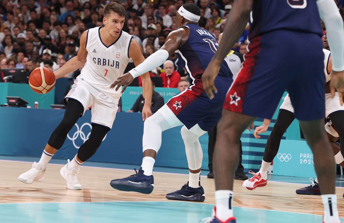 Srbija-Amerika košarka (19).jpg