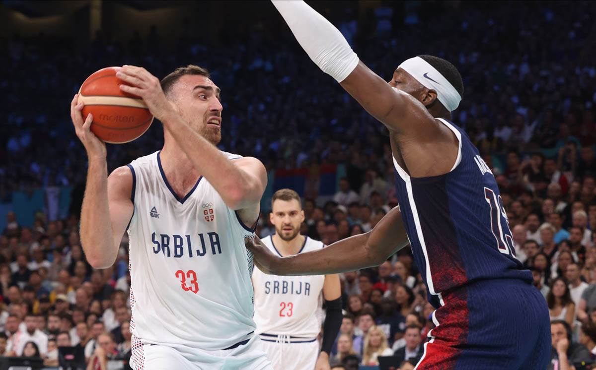 Srbija-Amerika košarka (20).jpg